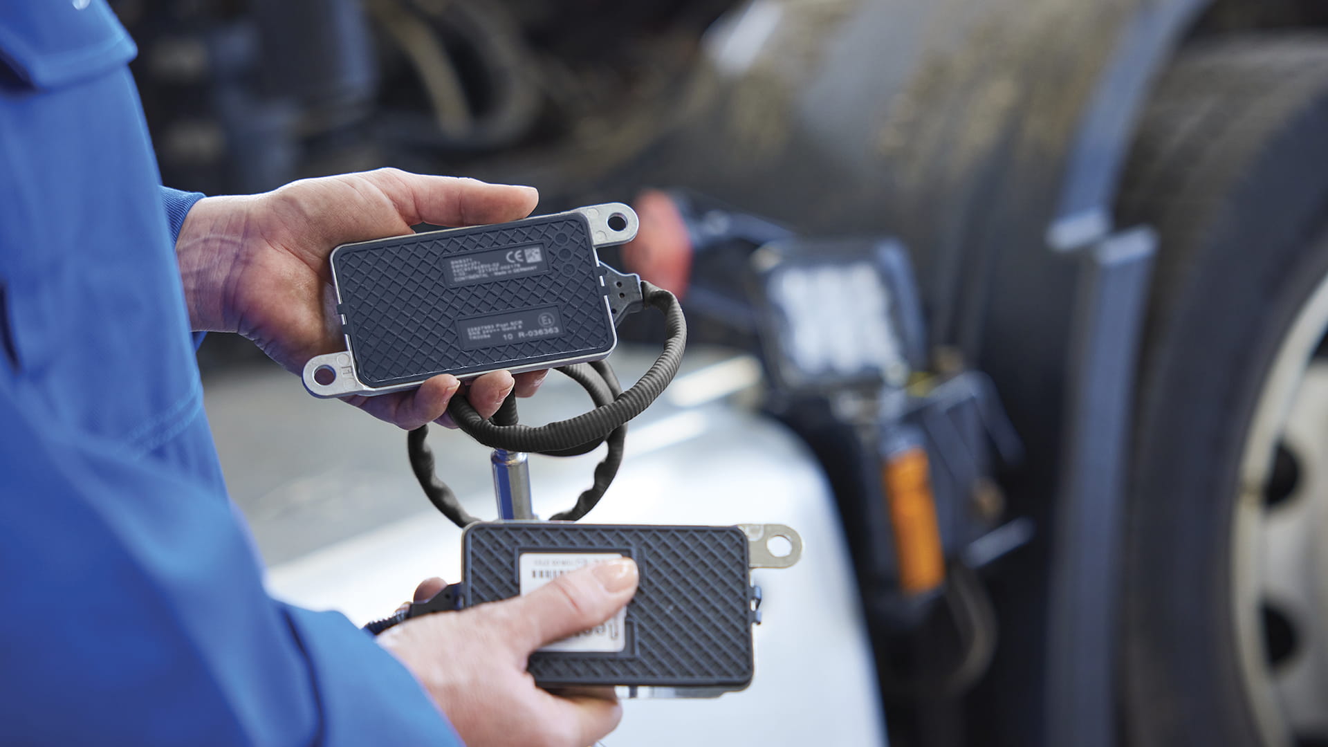 DAF Genuine NOx Sensors ensure accurate, legal, and durable emissions performance.